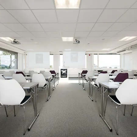 第一维多利亚酒店 酒店