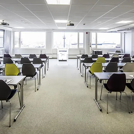 第一维多利亚酒店 酒店