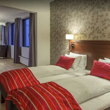 第一维多利亚酒店 4*