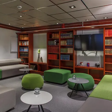 酒店 第一维多利亚酒店 哈马尔