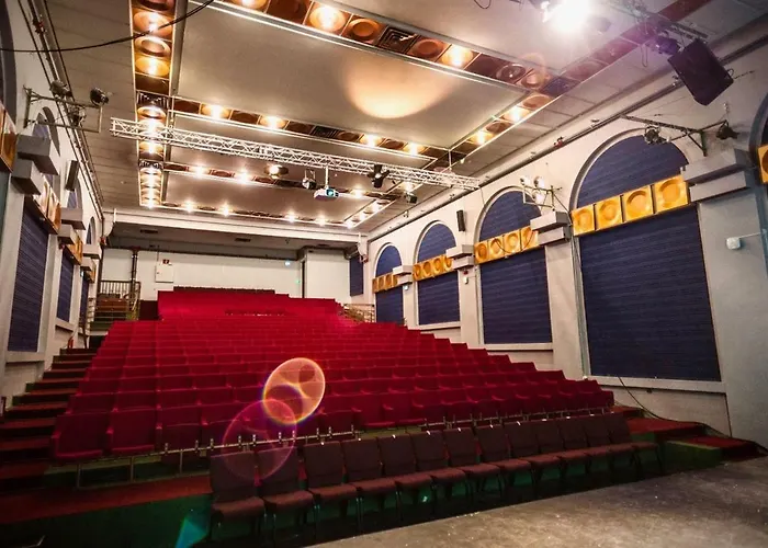 Отель Thon Victoria