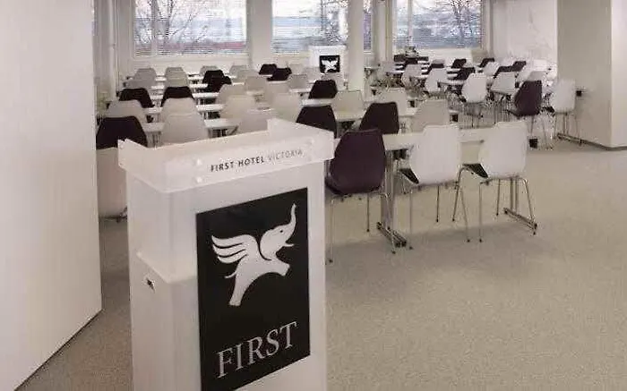 Отель Thon Victoria Хамар